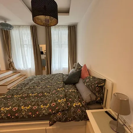 Boutique Luisengruen Kueche 1gbs Wlan Netflix Magentatv