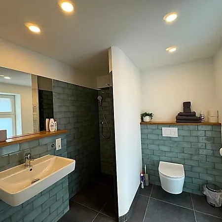 Boutique Luisengrün Küche 1gbs Wlan Netflix Magentatv Maison d'hôtes