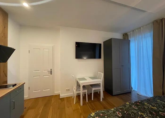 Pensjonat Boutique Luisengruen Kueche 1gbs Wlan Netflix Magentatv Chemnitz