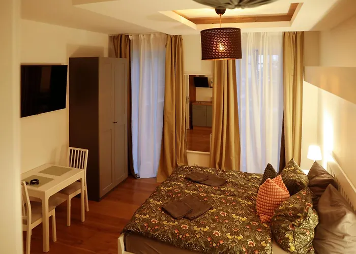 Boutique Luisengruen Kueche 1gbs Wlan Netflix Magentatv Pensjonat 3*